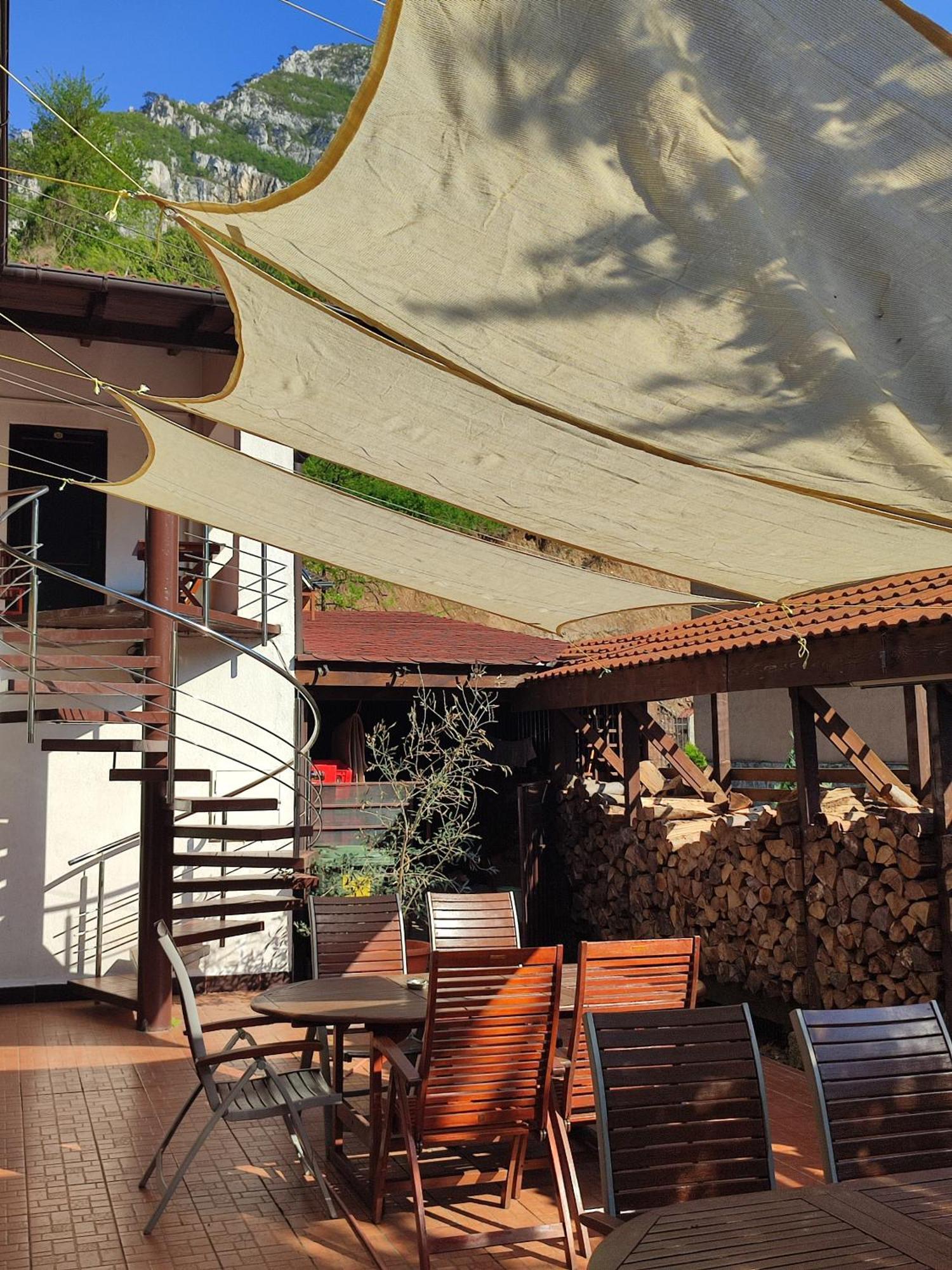Pensiunea La Dolce Vita Băile Herculane Extérieur photo