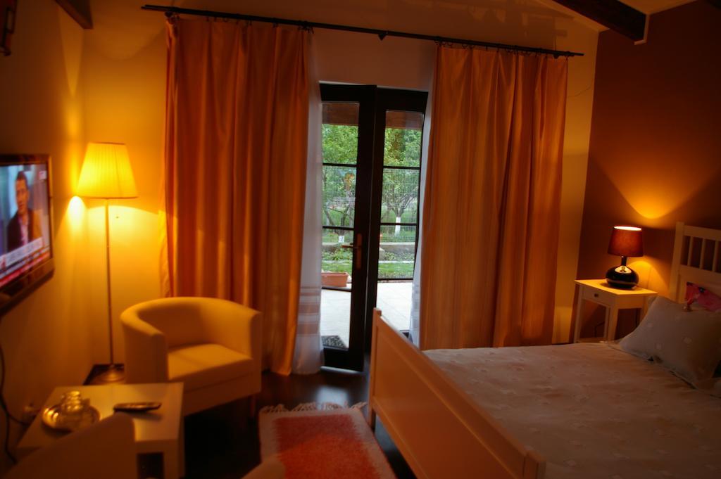 Pensiunea La Dolce Vita Băile Herculane Extérieur photo