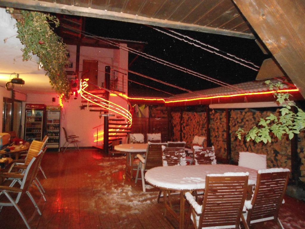 Pensiunea La Dolce Vita Băile Herculane Extérieur photo